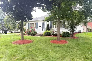 2401 N Mercer St, Neshannock Township, PA 16105 - Photo 3