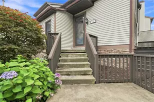 212 Spring Run Dr, Monroeville, PA 15146 - Photo 3