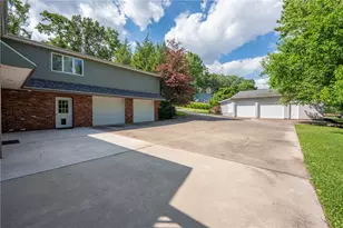 226 Antique Ln, Unity Township, PA 15650 - Photo 5