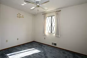 105 Williamsburg Dr, Elizabeth Twp/Boro, PA 15037 - Photo 27