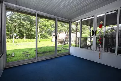 105 Williamsburg Dr, Elizabeth Twp/Boro, PA 15037 - Photo 3