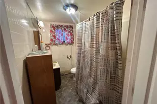 325 44th St, Pittsburgh, PA 15201 - Photo 21