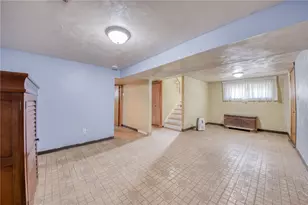 110 York Dr, Ross Twp, PA 15214 - Photo 13