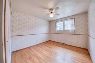 110 York Dr, Ross Twp, PA 15214 - Photo 11
