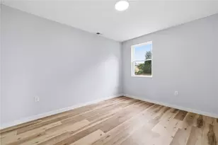 220 E 15th St, Homestead, PA 15120 - Photo 13