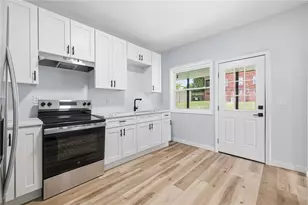 220 E 15th St, Homestead, PA 15120 - Photo 9
