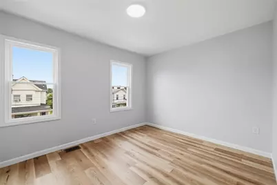 220 E 15th Street, Homestead, PA 15120 - Photo 9