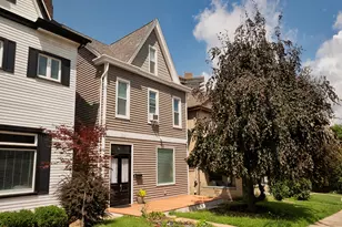 140 Cohassett St, Pittsburgh, PA 15211 - Photo 1