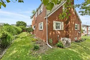 921 Athalia Ave, Monessen, PA 15062 - Photo 29