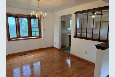 121 Knoll Dr, Pittsburgh, PA 15147 - Photo 13