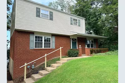 121 Knoll Dr, Pittsburgh, PA 15147 - Photo 1