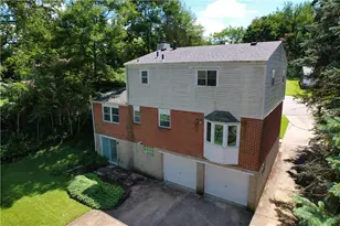 121 Knoll Dr, Pittsburgh, PA 15147 - Photo 3