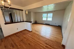 121 Knoll Dr, Pittsburgh, PA 15147 - Photo 15