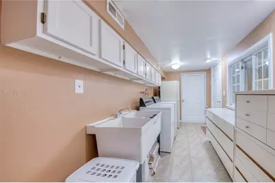 1414 Lower Bull Run Rd, West Mifflin, PA 15122 - Photo 25
