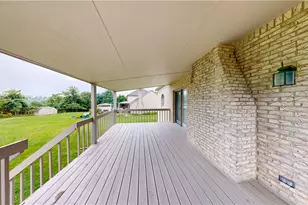 240 William Dr, North Strabane, PA 15317 - Photo 15