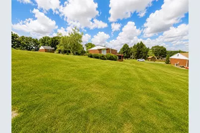 124 Tanglewood Dr, Middlesex Township, PA 16059 - Photo 7