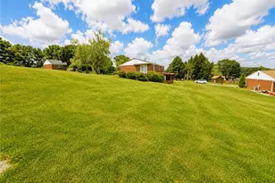 124 Tanglewood Dr, Middlesex Township, PA 16059 - Photo 7