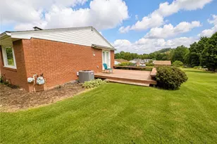 124 Tanglewood Dr, Middlesex Township, PA 16059 - Photo 3