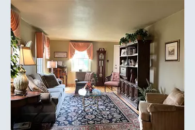 2207 Delaware Ave, New Castle, PA 16105 - Photo 13