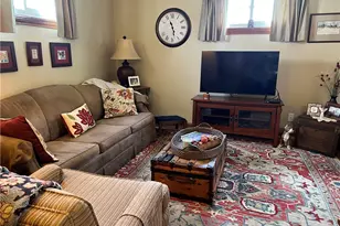 2207 Delaware Ave, New Castle, PA 16105 - Photo 11