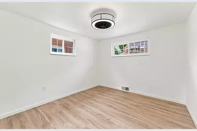 779 Darlington St, Collier Township, PA 15106 - Photo 17
