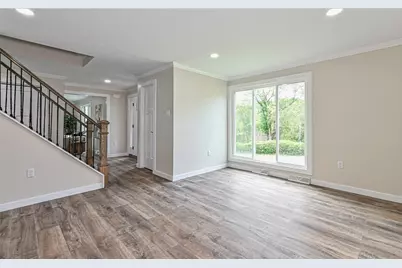 10022 Oakridge Dr, Pittsburgh, PA 15090 - Photo 19