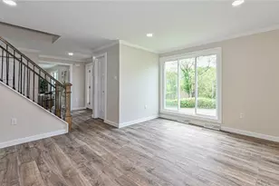 10022 Oakridge Dr, Pittsburgh, PA 15090 - Photo 19