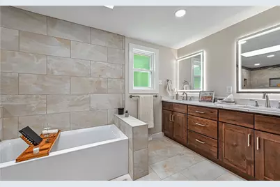 10022 Oakridge Dr, Pittsburgh, PA 15090 - Photo 23