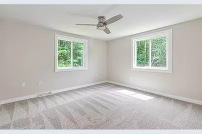 10022 Oakridge Dr, Pittsburgh, PA 15090 - Photo 29