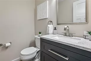 10022 Oakridge Dr, Pittsburgh, PA 15090 - Photo 7