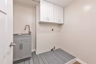 10022 Oakridge Dr, Pittsburgh, PA 15090 - Photo 27