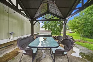 454 Rosanne Dr, Pittsburgh, PA 15147 - Photo 27