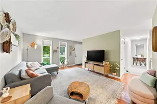 454 Rosanne Dr, Pittsburgh, PA 15147 - Photo 5