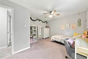 454 Rosanne Dr, Pittsburgh, PA 15147 - Photo 15