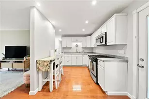 454 Rosanne Dr, Pittsburgh, PA 15147 - Photo 7