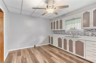 698 Grove Ave, Canton Township, PA 15301 - Photo 11