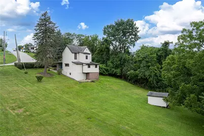 698 Grove Ave, Canton Township, PA 15301 - Photo 7