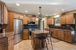 721 Stonebridge Dr, North Huntingdon, PA 15642 - Photo 17