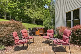 721 Stonebridge Dr, North Huntingdon, PA 15642 - Photo 45