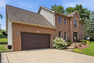 721 Stonebridge Dr, North Huntingdon, PA 15642 - Photo 3