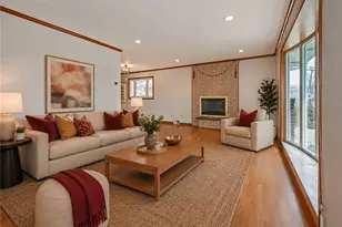 1460 Mohican Dr, Pittsburgh, PA 15228 - Photo 3