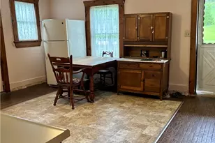 354 First St, North Huntingdon, PA 15642 - Photo 7
