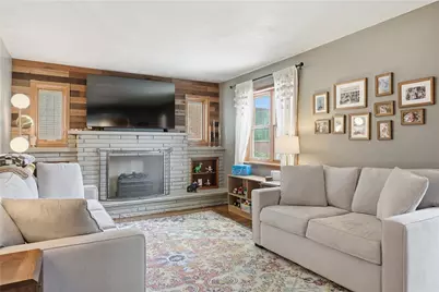 210 N Haft St, Houston, PA 15342 - Photo 9