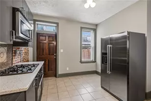 4819 Blackberry Wy, Pittsburgh, PA 15201 - Photo 13