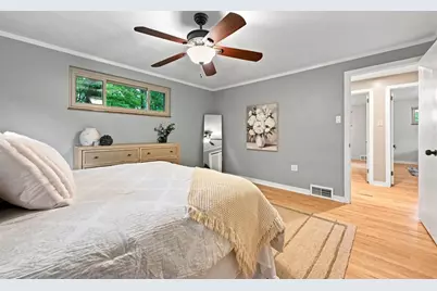1557 Kuhlview Drive, Pittsburgh, PA 15237 - Photo 21