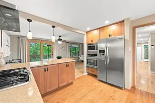 1557 Kuhlview Dr, Pittsburgh, PA 15237 - Photo 7