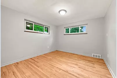 1557 Kuhlview Drive, Pittsburgh, PA 15237 - Photo 23
