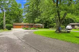 1557 Kuhlview Dr, Pittsburgh, PA 15237 - Photo 39
