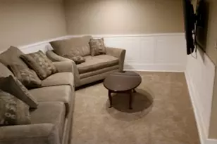 634 Friday Rd, Pittsburgh, PA 15209 - Photo 17