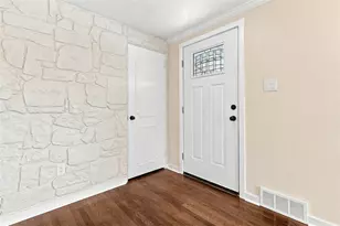 13 Cypress Dr, Carnegie, PA 15106 - Photo 7